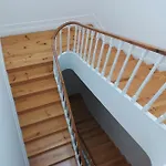 Your Place I *